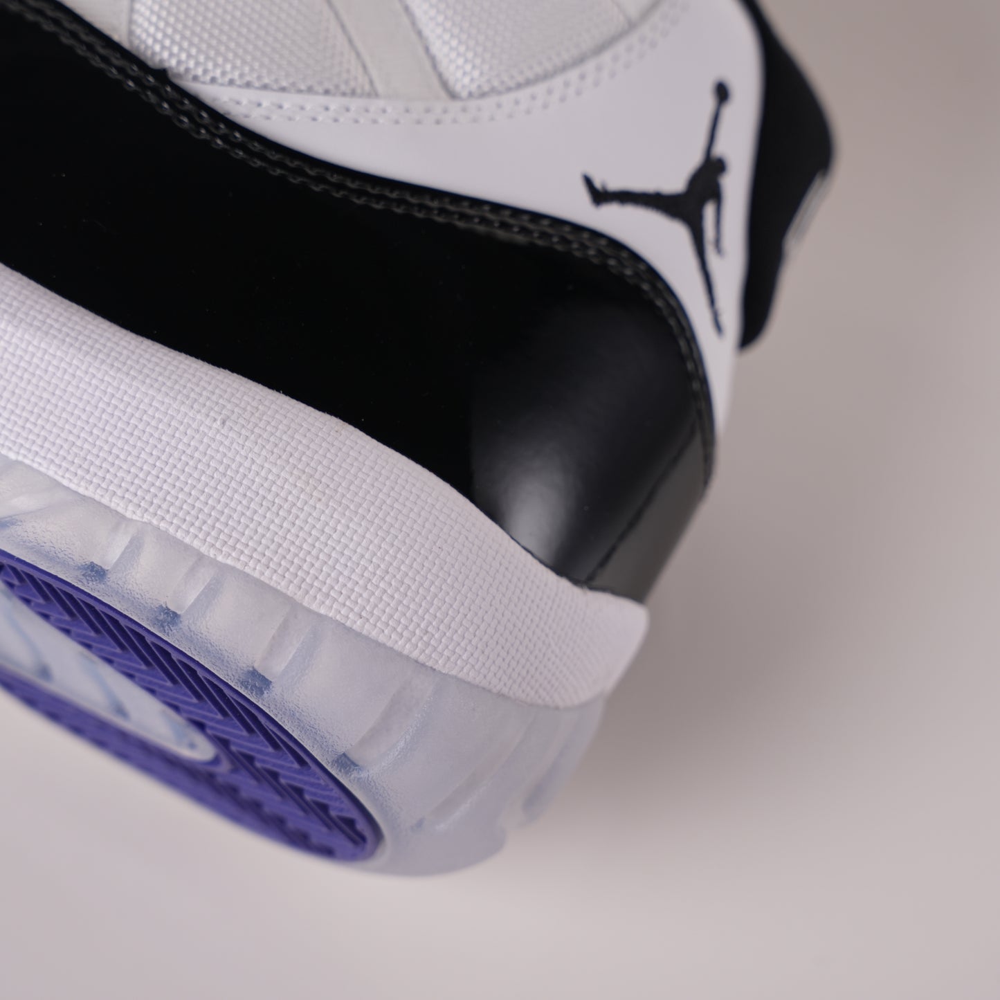 Air Jordan 11 Retro DMP Gratitude