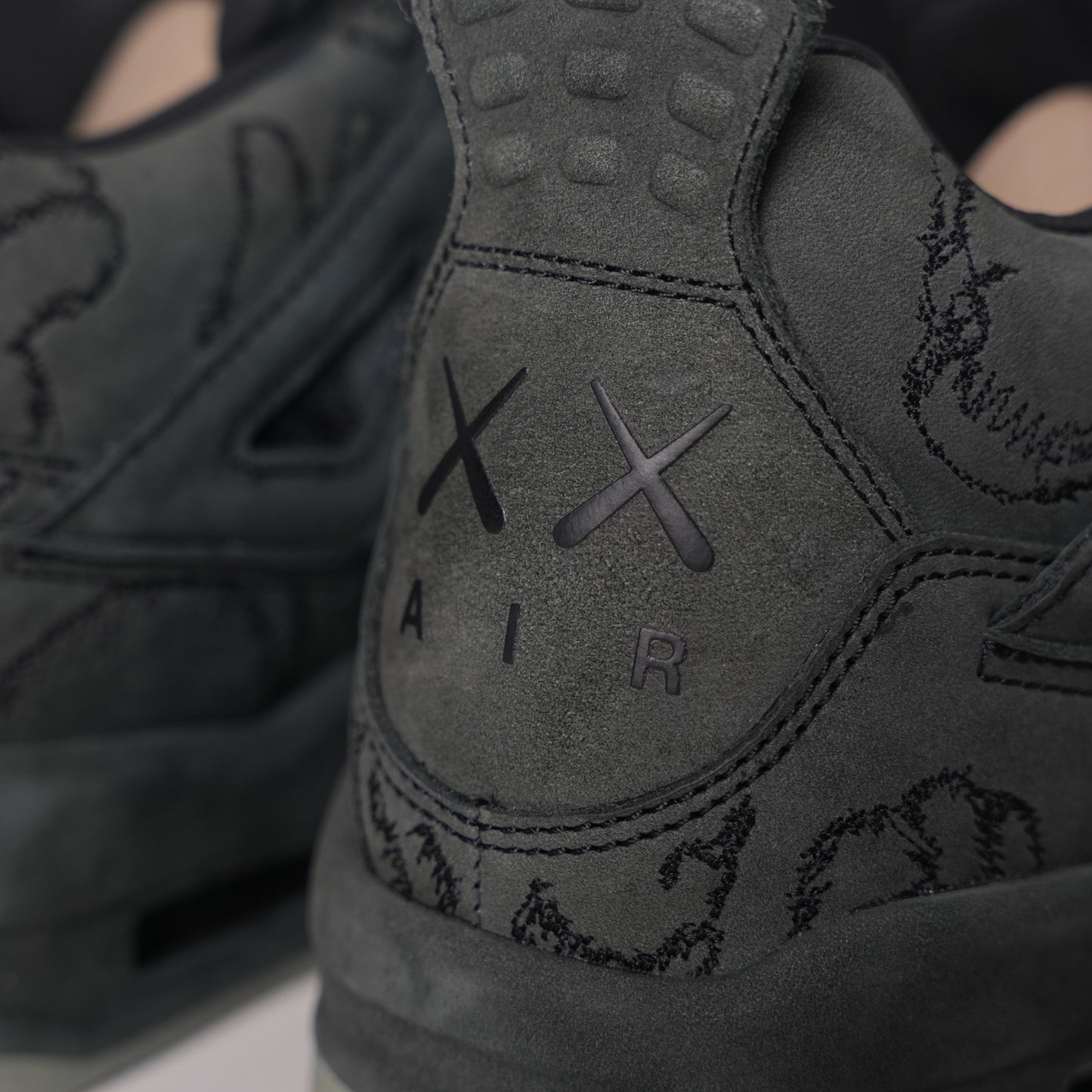 Air Jordan 4 Retro Kaws Black