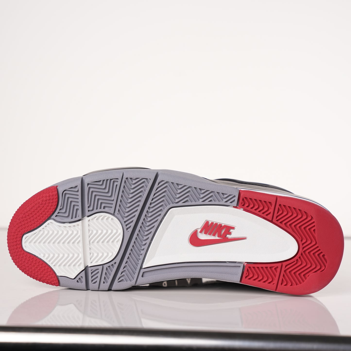 Air Jordan 4 "Bred Reimagined" FV5029-006