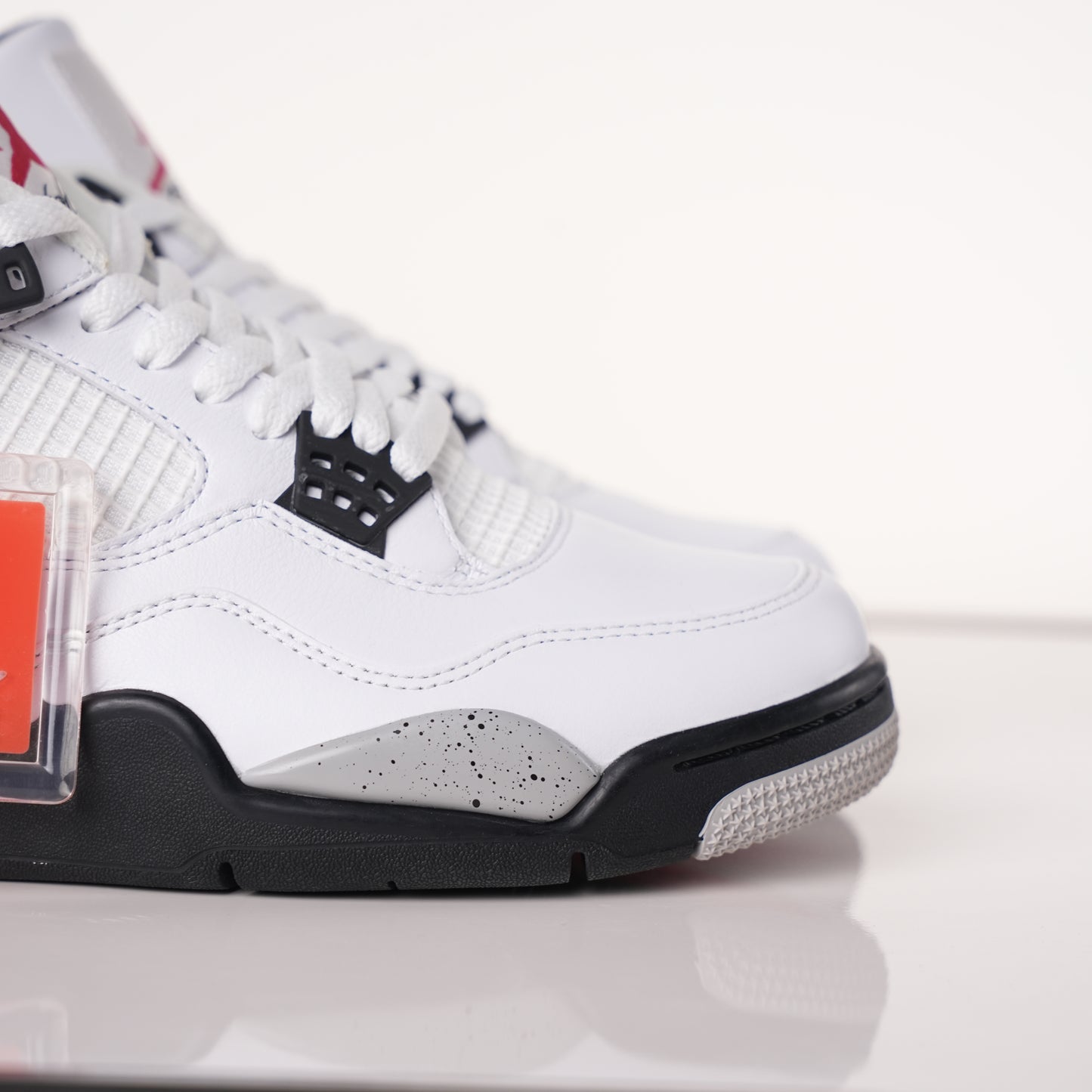 Air Jordan 4 Retro White Cement
