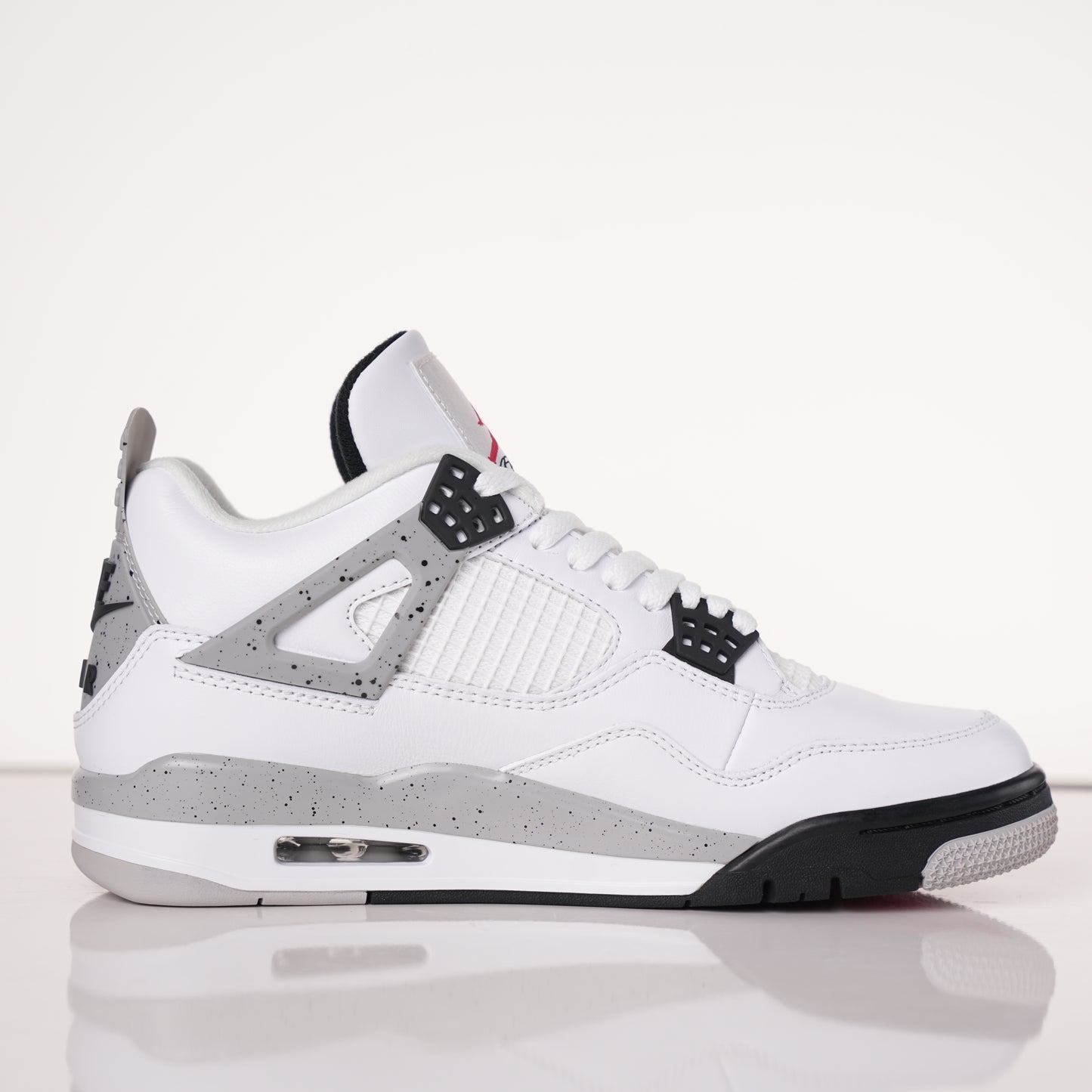 Air Jordan 4 Retro White Cement