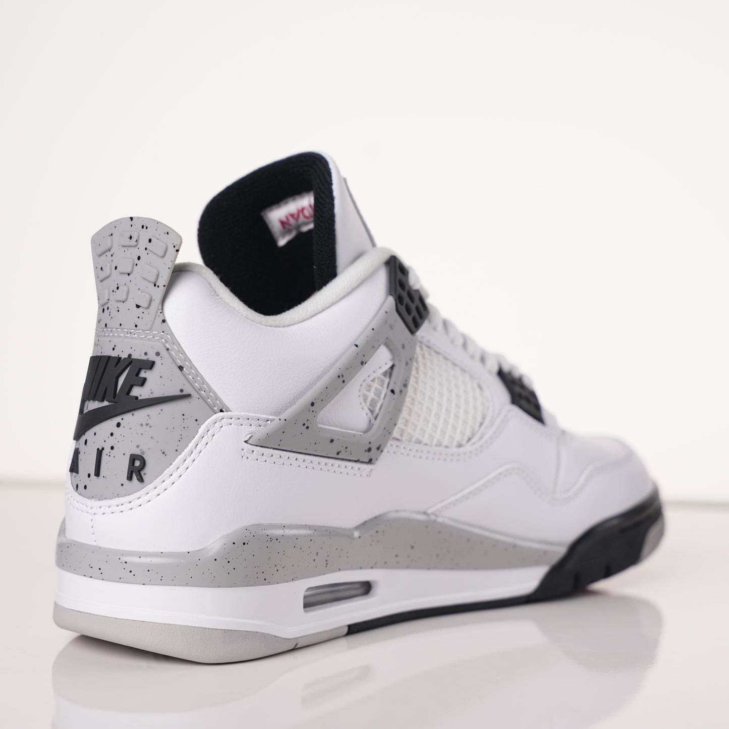 Air Jordan 4 Retro White Cement