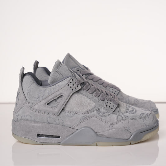 Air Jordan 4 Retro Kaws