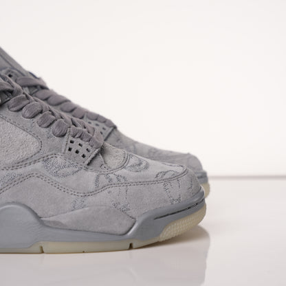 Air Jordan 4 Retro Kaws
