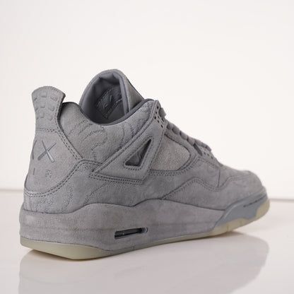 Air Jordan 4 Retro Kaws