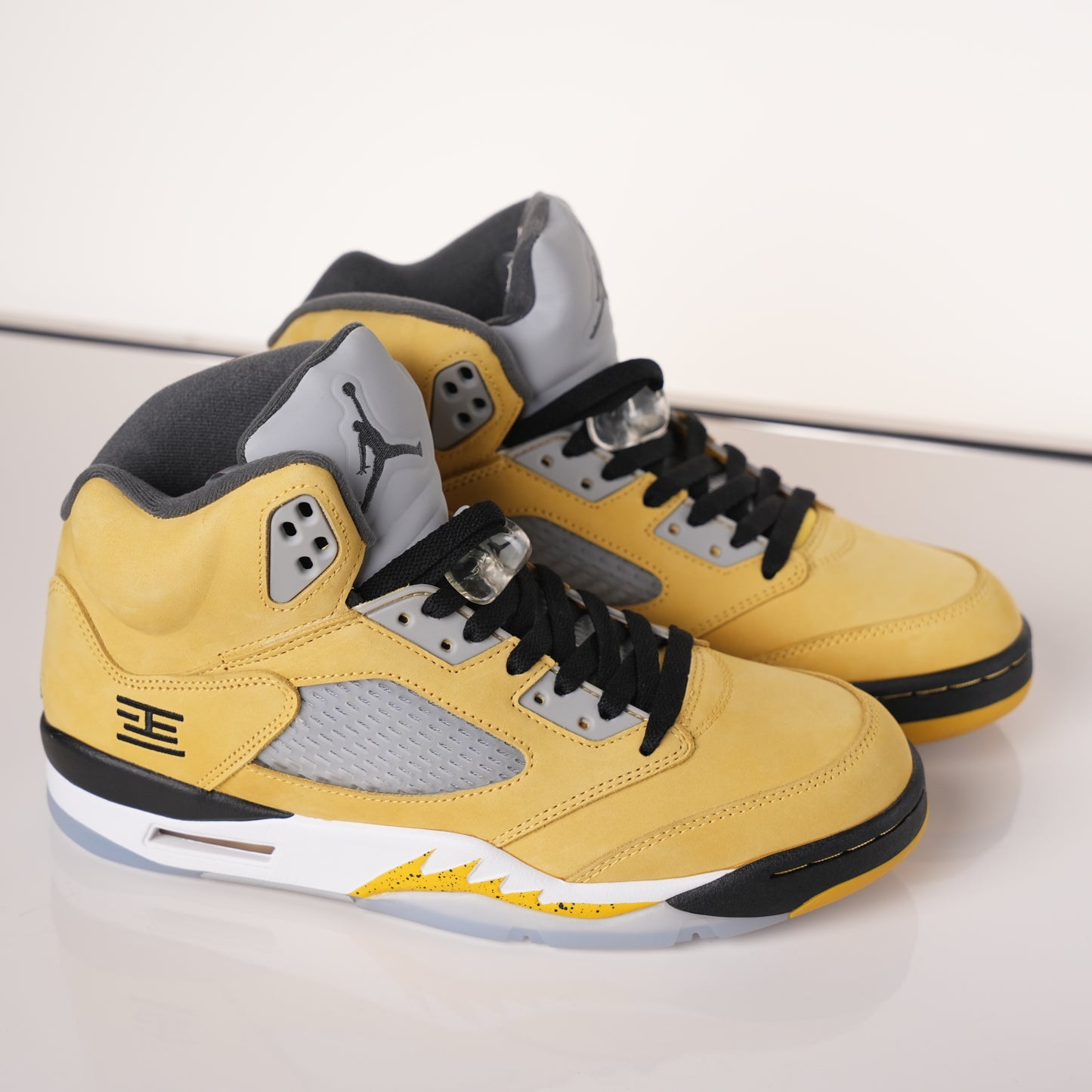 Air Jordan 5 Retro 2025