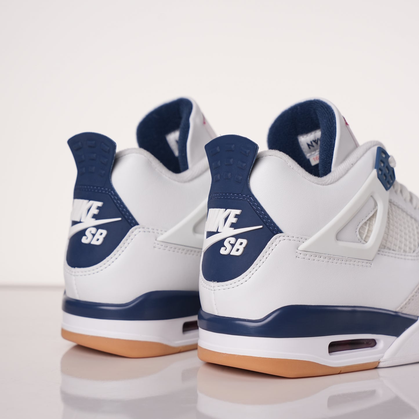 Air Jordan 4 Retro SB Navy DR5415-100