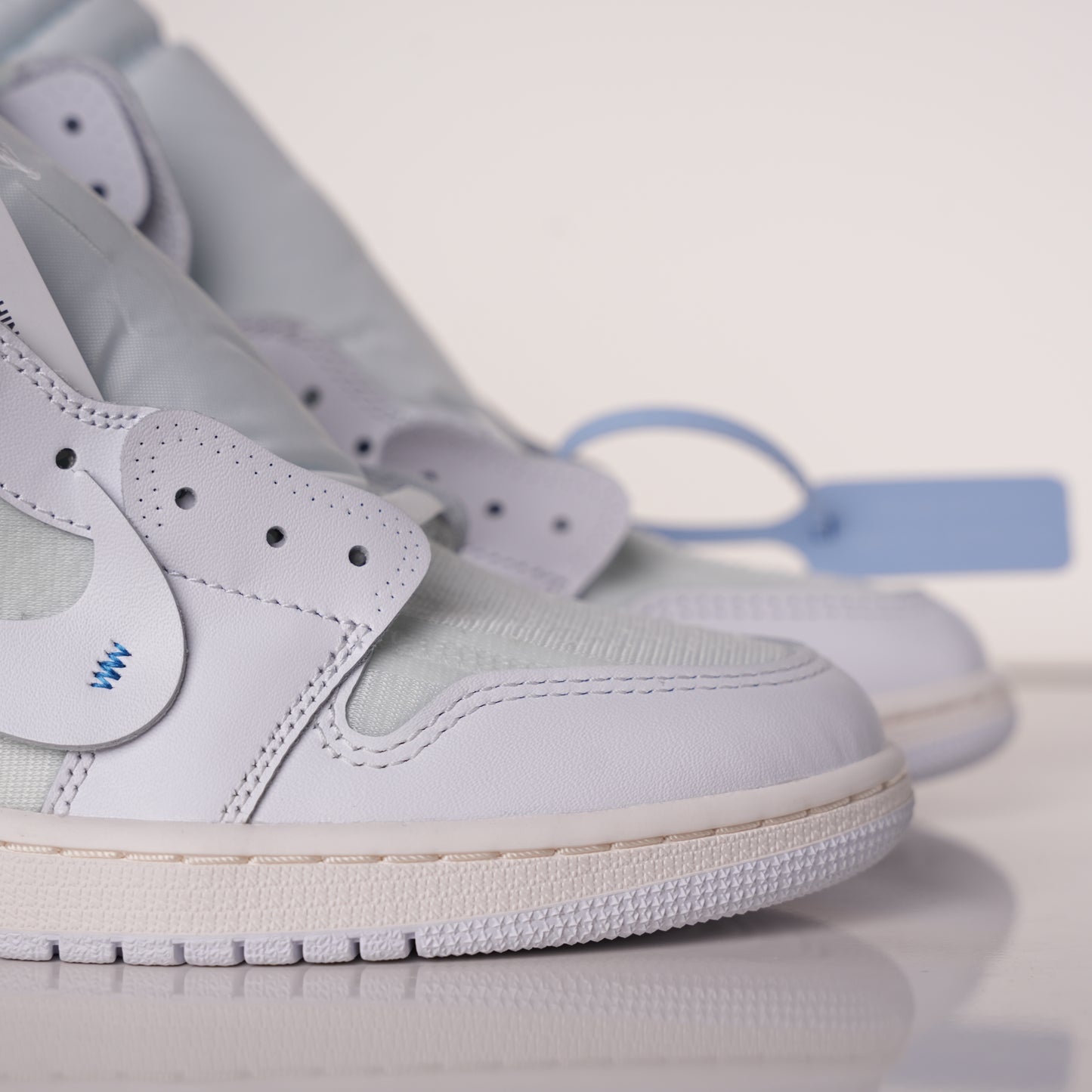 Air Jordan 1 Retro High Off-White White