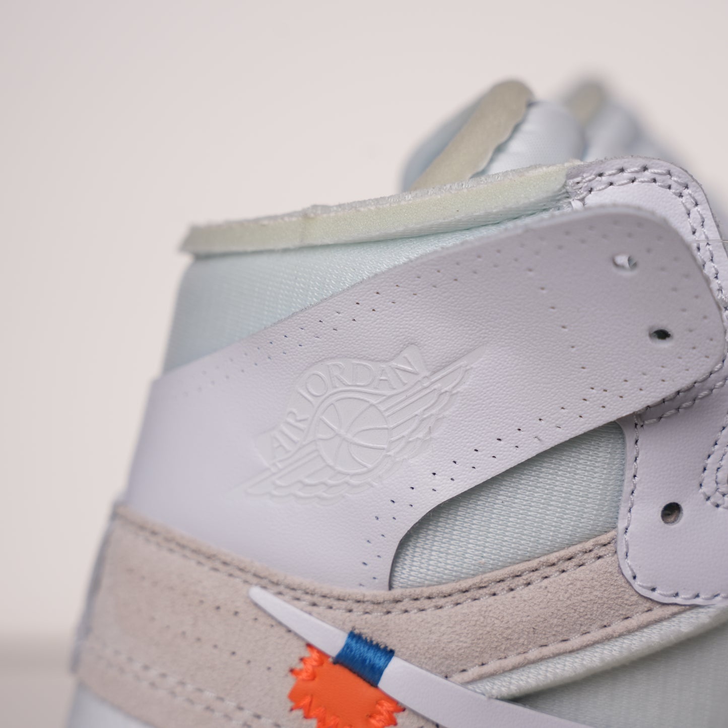 Air Jordan 1 Retro High Off-White White