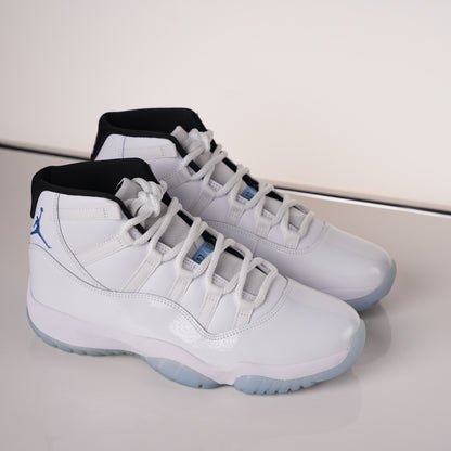 Air Jordan 11 Retro Legend Blue