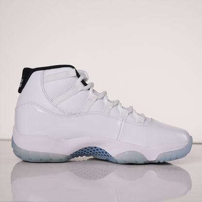 Air Jordan 11 Retro Legend Blue