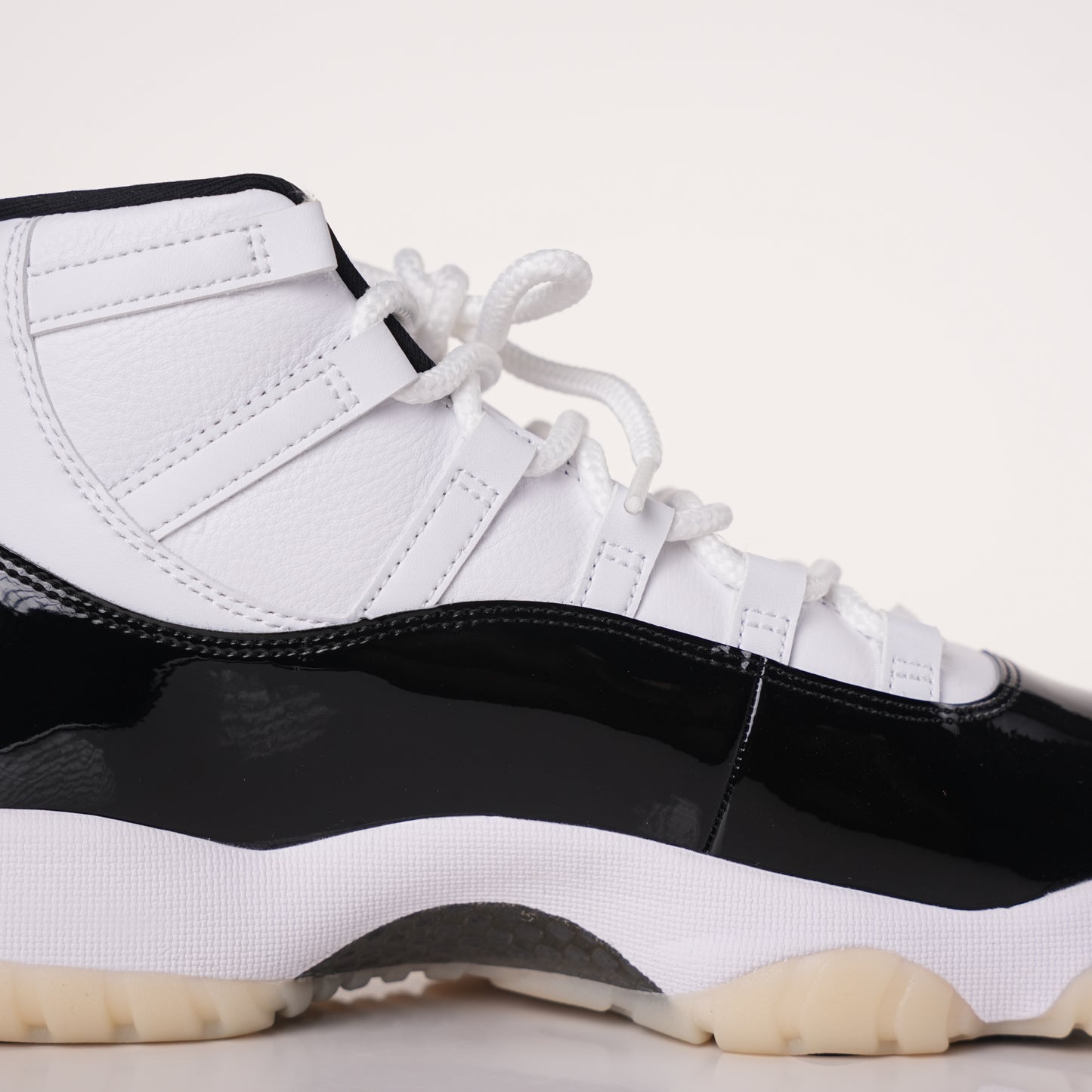 Air Jordan 11 Retro DMP Gratitude