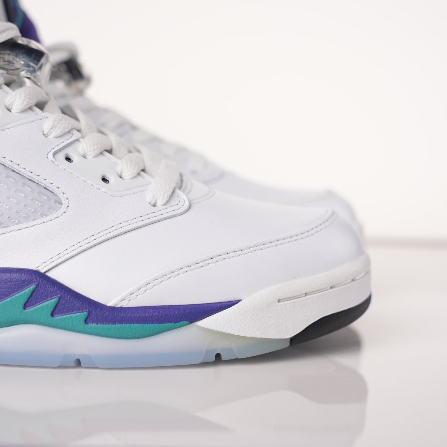 Air Jordan 5 Retro Grape (2025)
