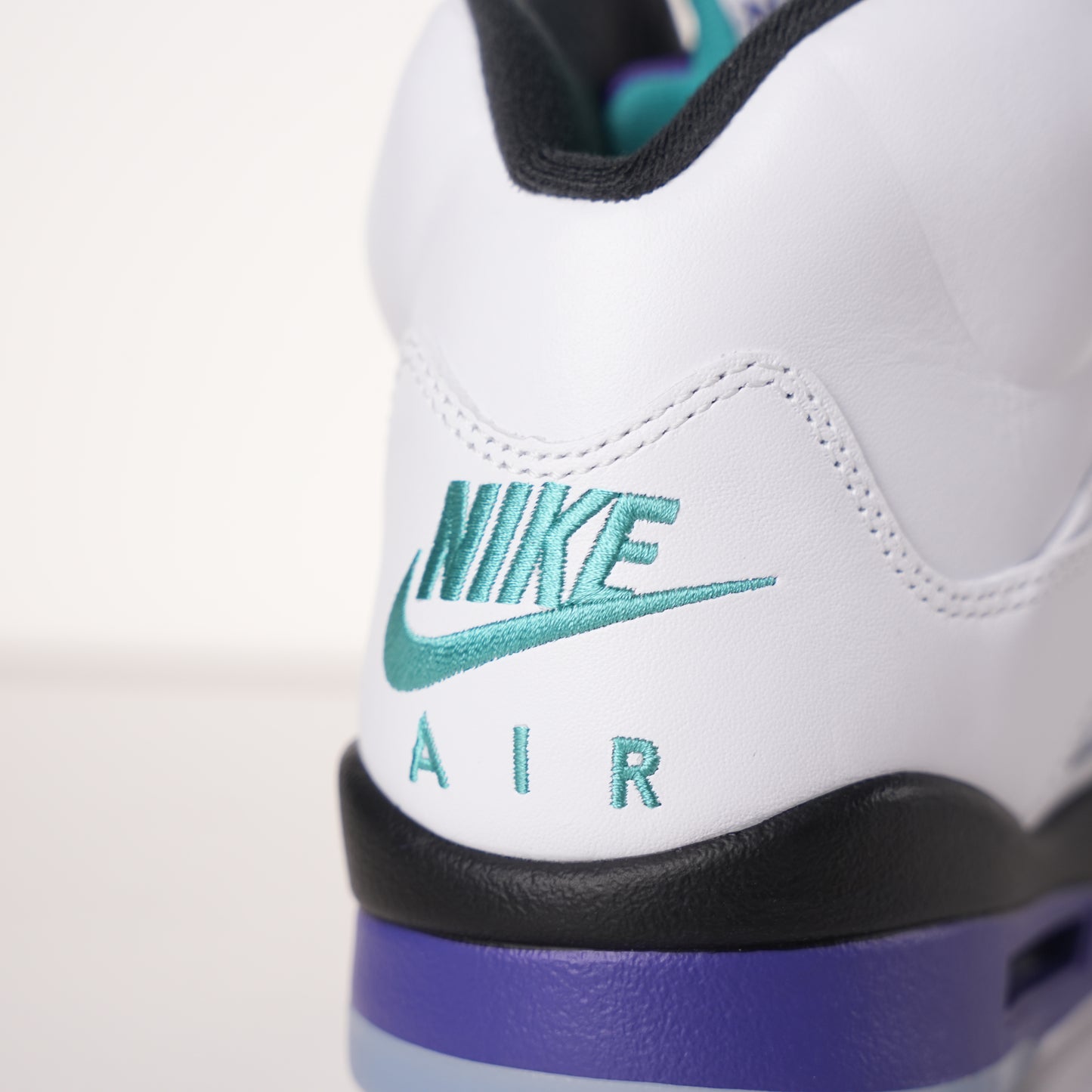 Air Jordan 5 Retro Grape (2025)