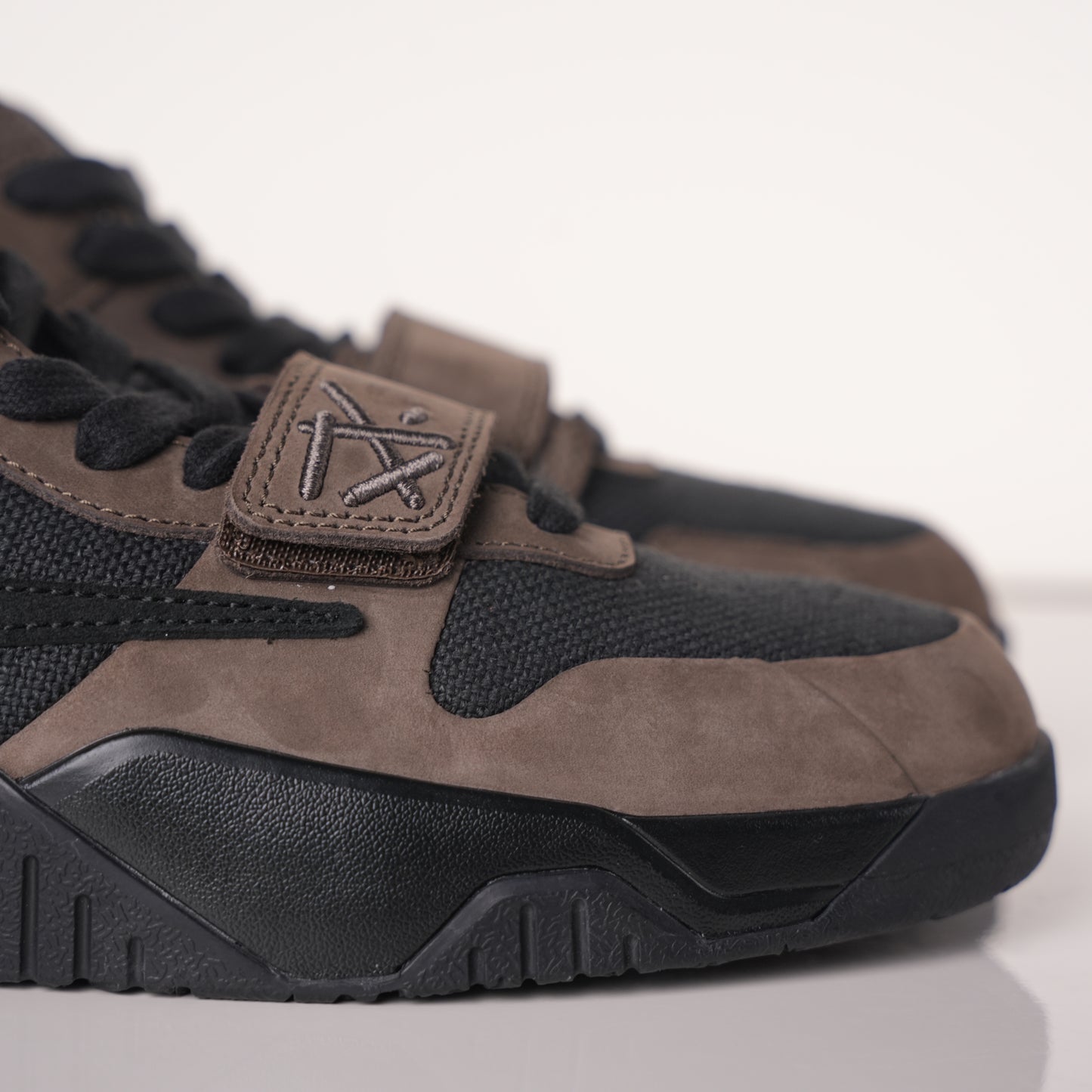 Travis Scott x Air Jordan Cut The Check Brown Black