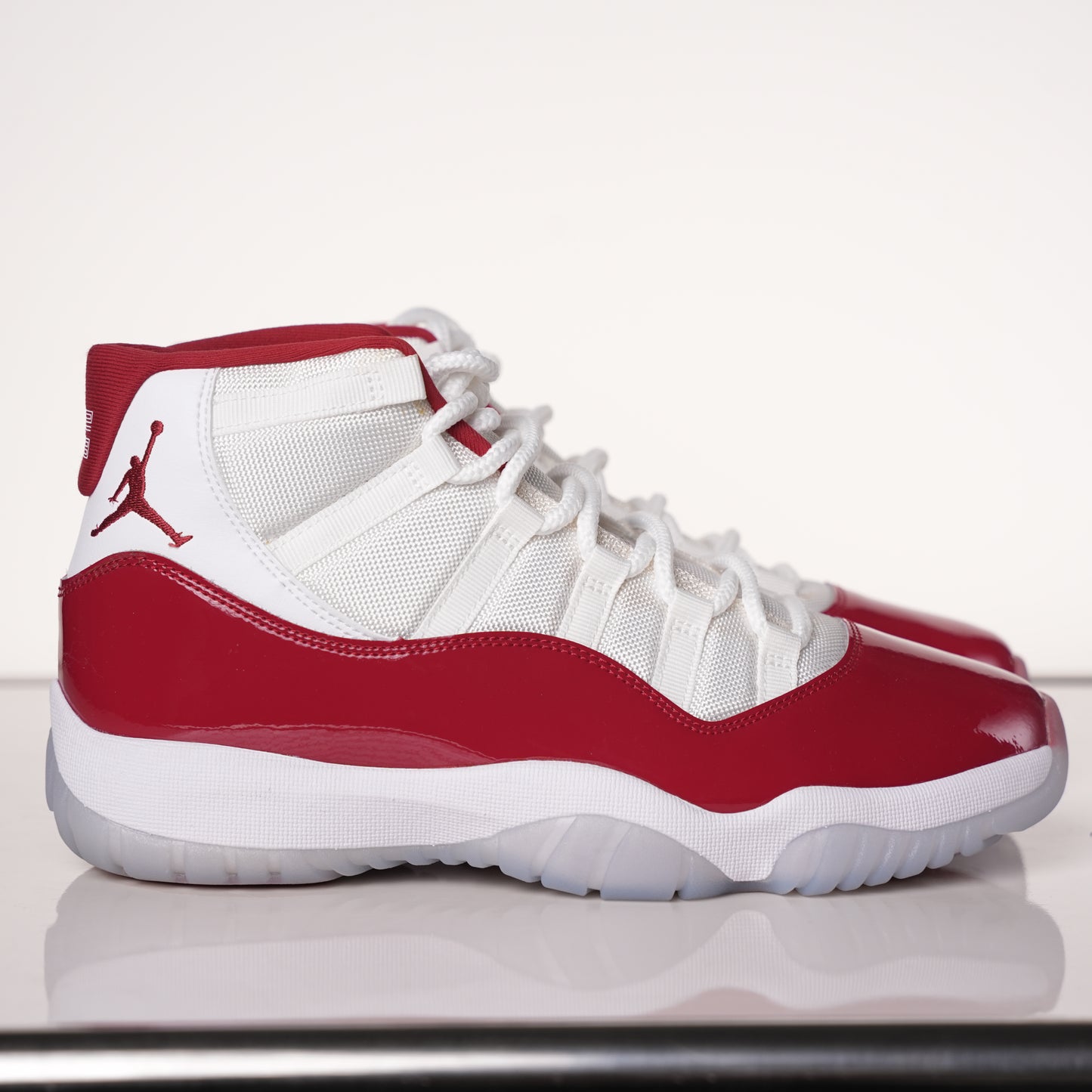 Air Jordan 11 Retro Cherry