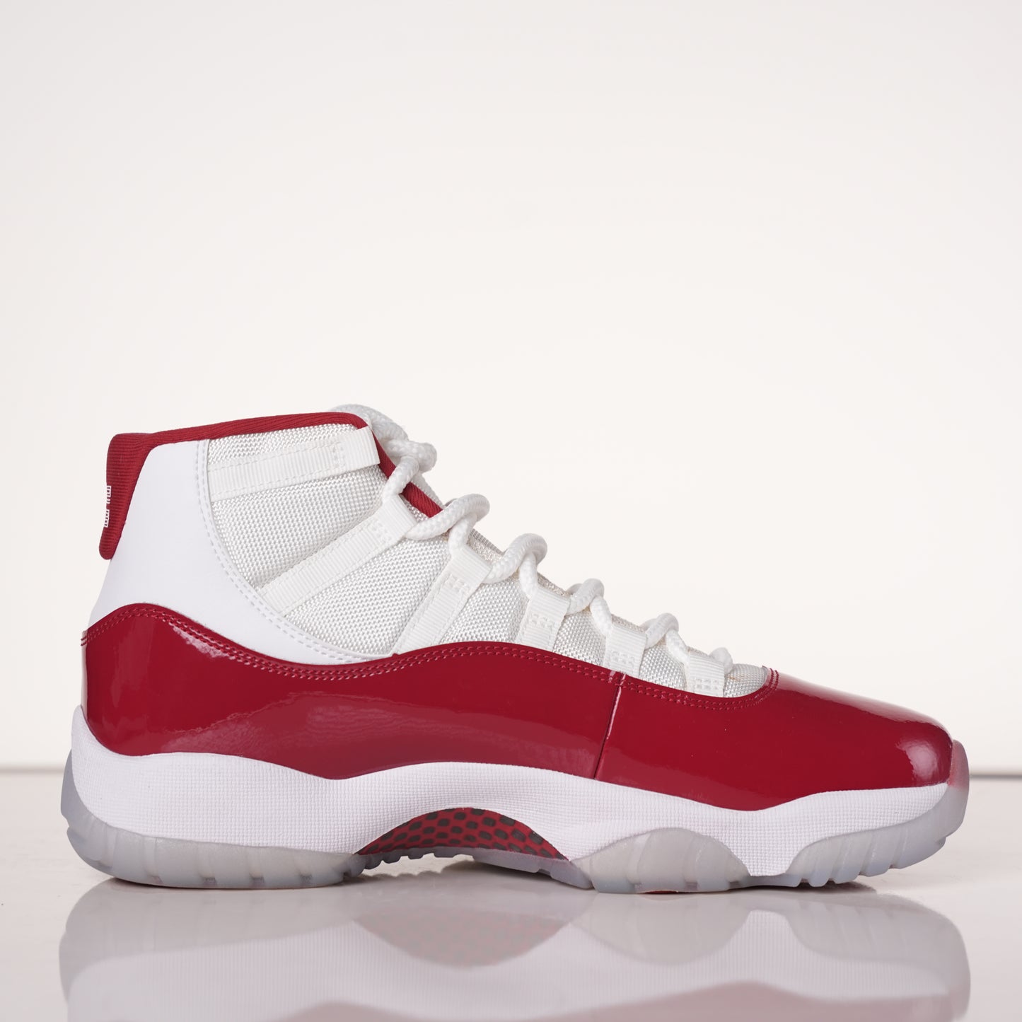 Air Jordan 11 Retro Cherry