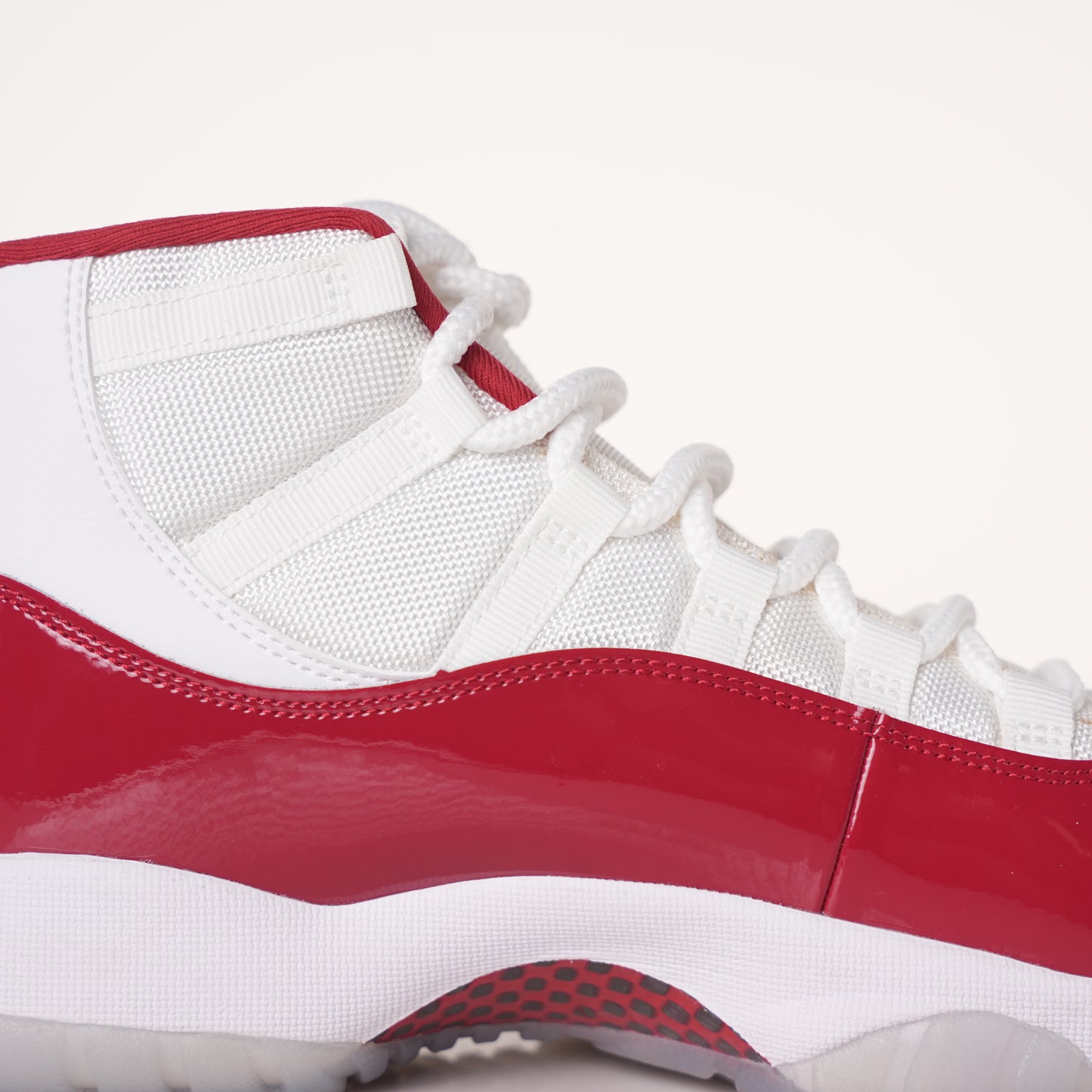 Air Jordan 11 Retro Cherry