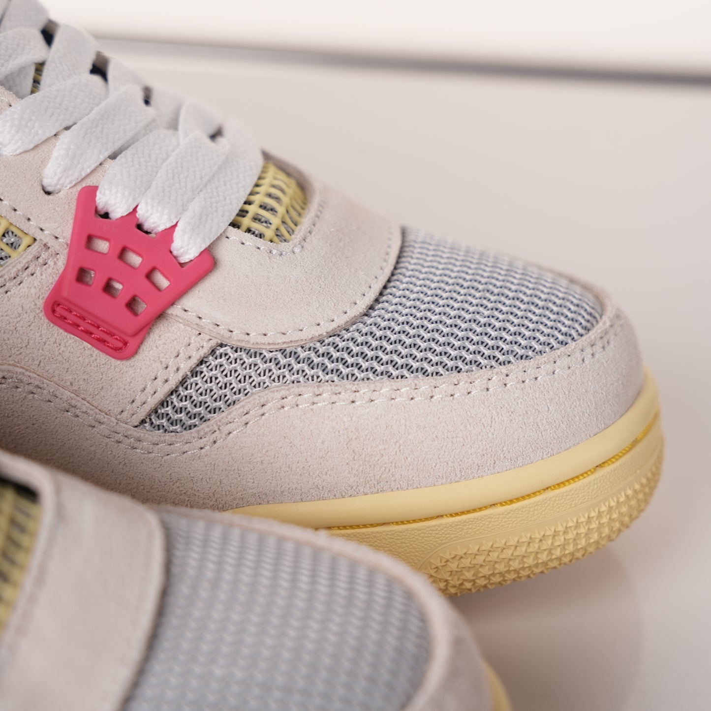 Air Jordan 4 Retro Union Guava Ice