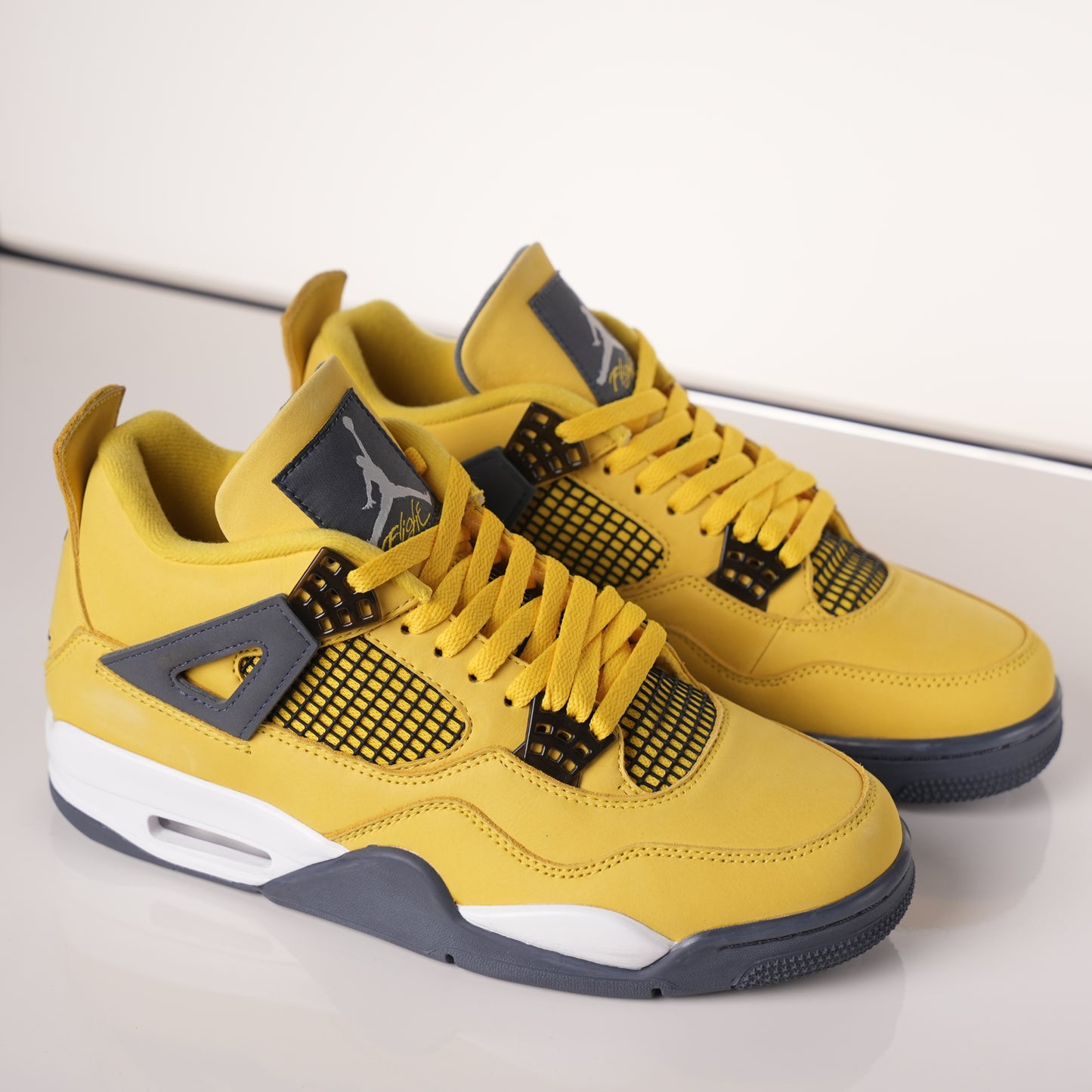 Air Jordan 4 Retro Tour Yellow