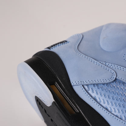 Air Jordan 5 Retro UNC University Blue