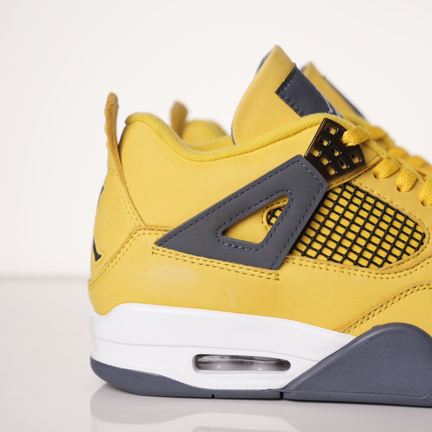 Air Jordan 5 Retro 2025