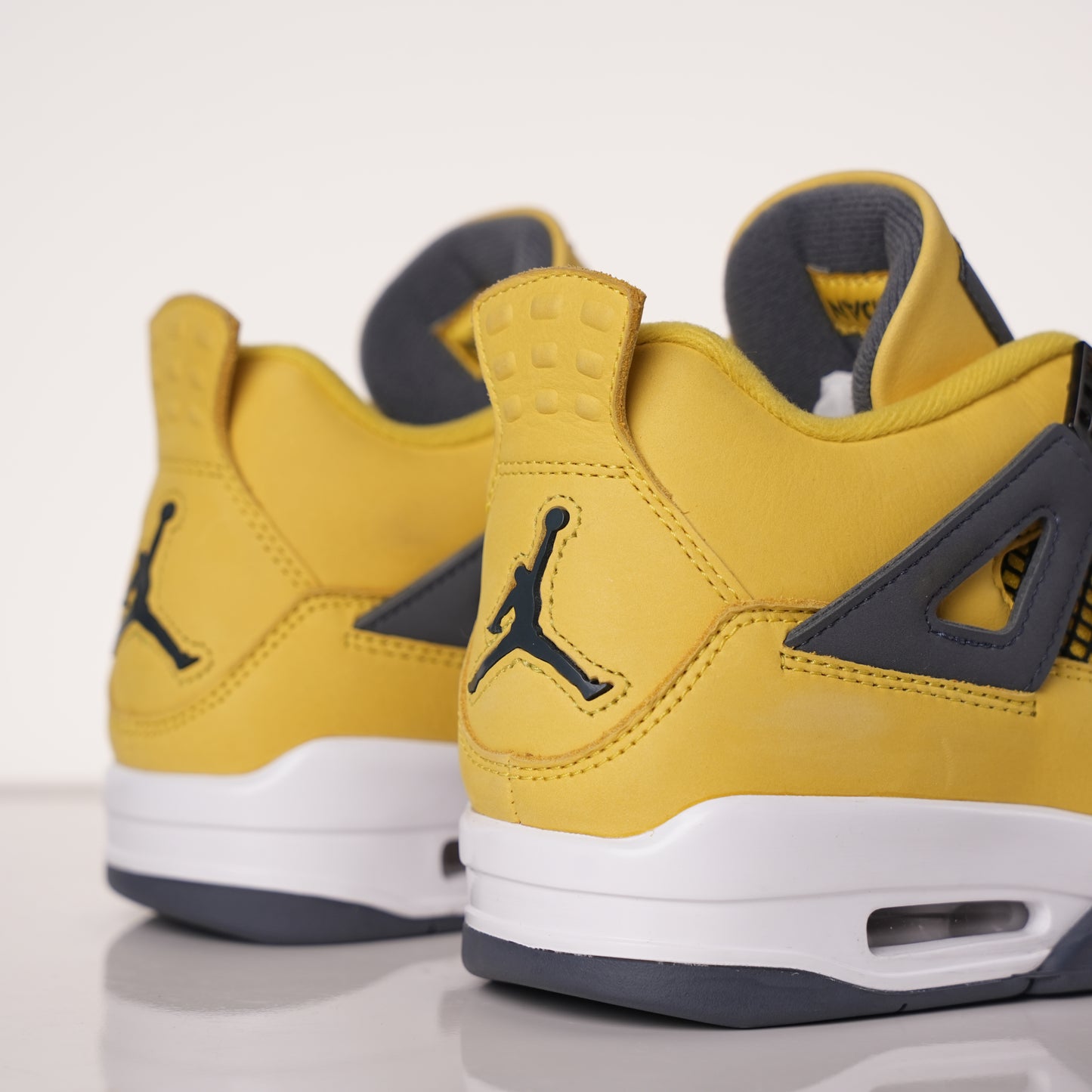 Air Jordan 5 Retro 2025