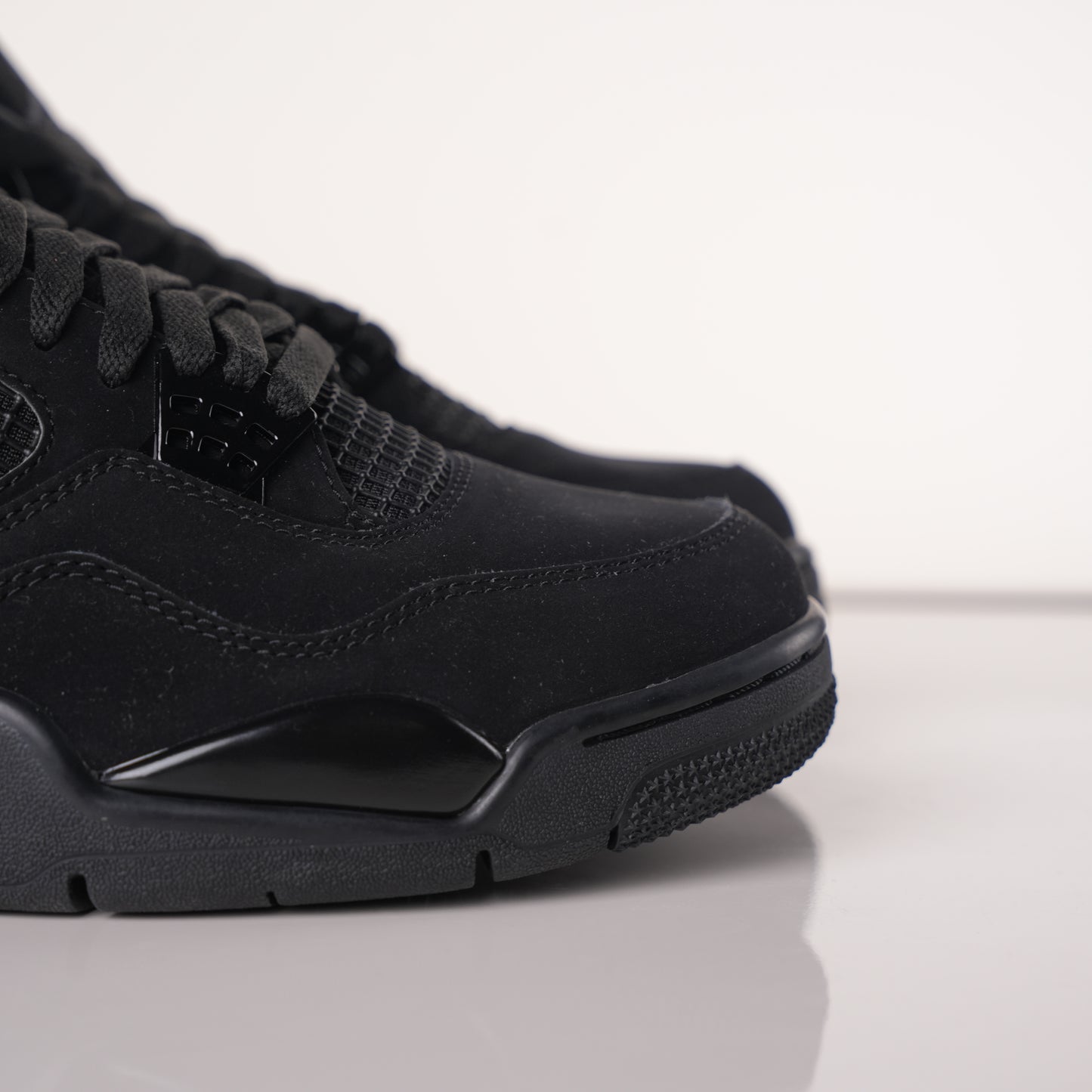 Air Jordan 4“Black Cat”