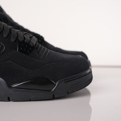 Air Jordan 4“Black Cat”