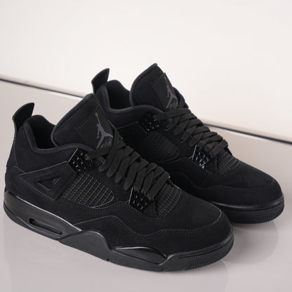 Air Jordan 4“Black Cat”