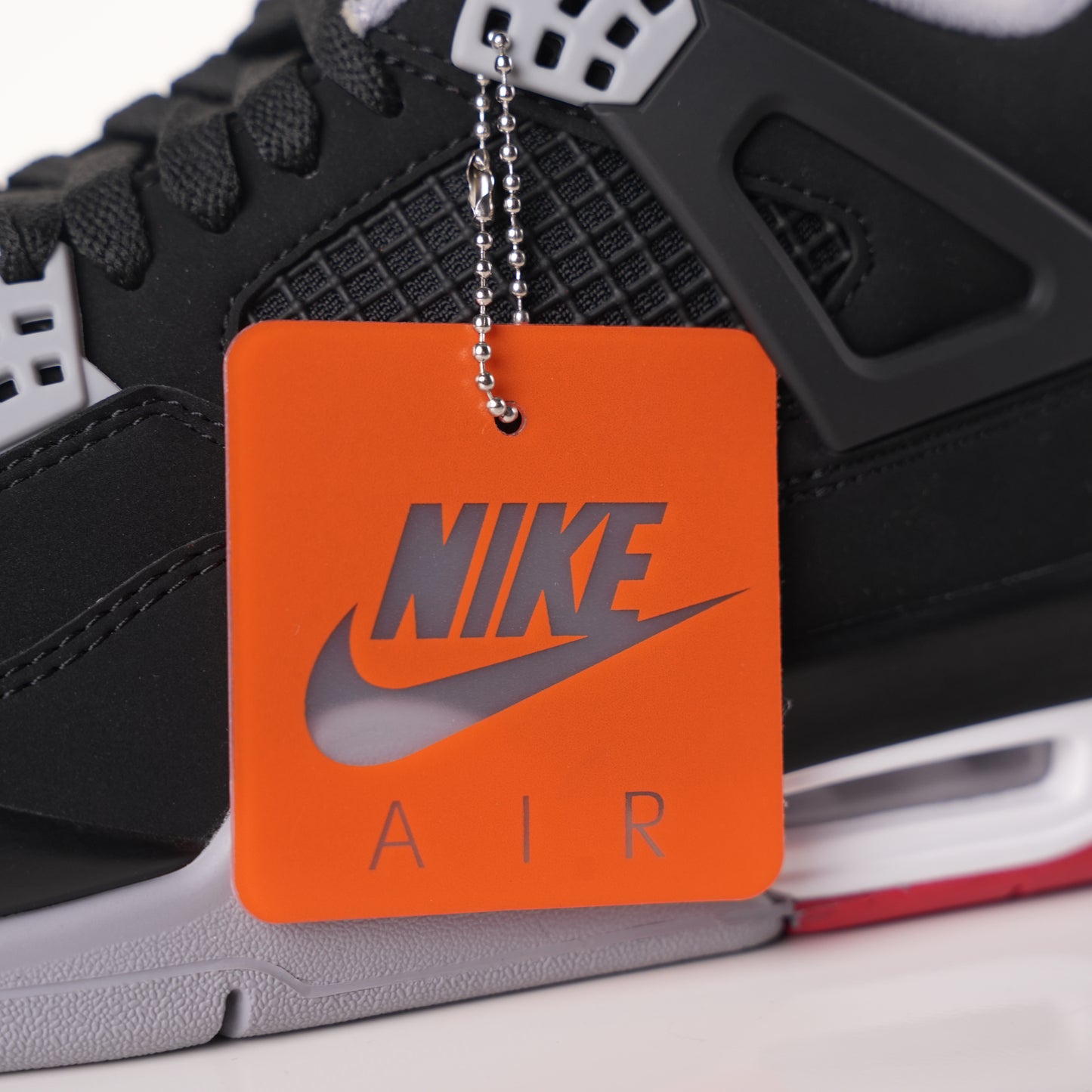 Air Jordan 4 Retro Bred