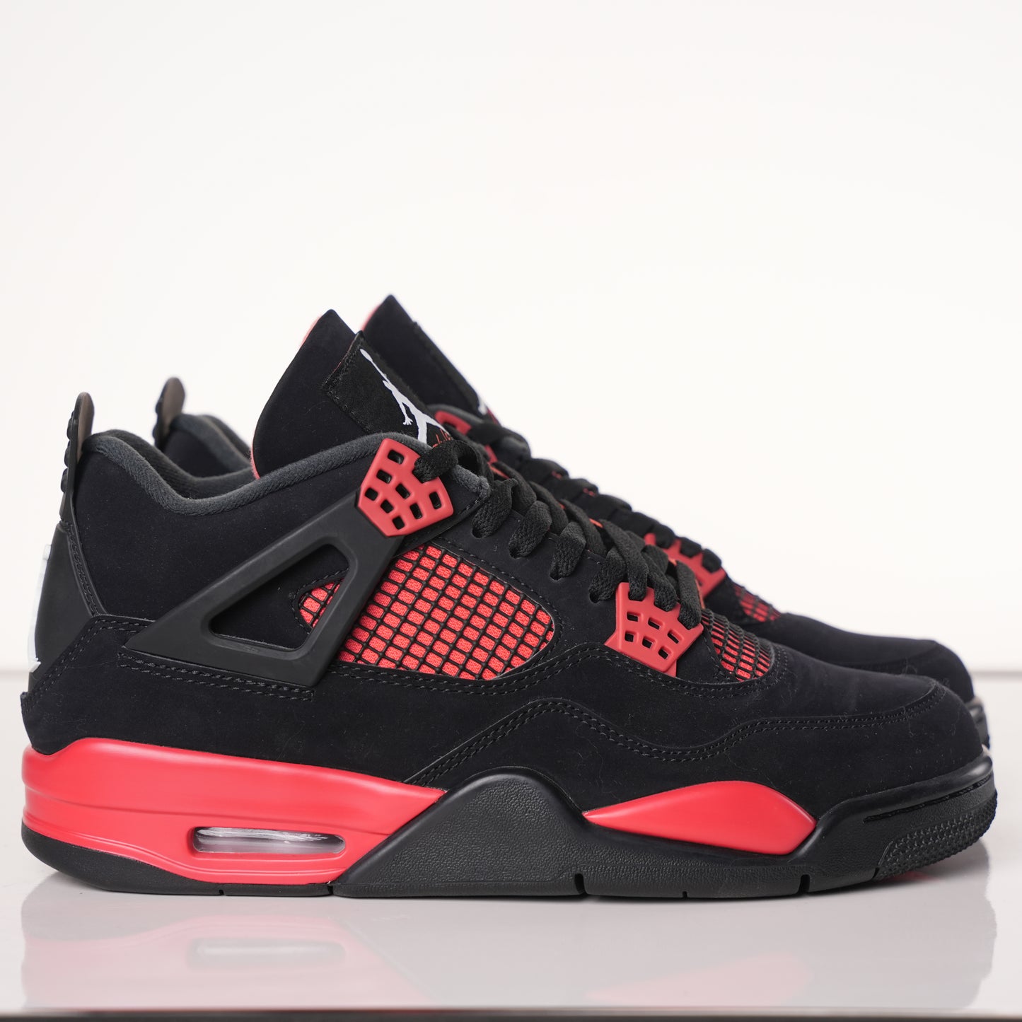 Air Jordan 4 Red Thunder