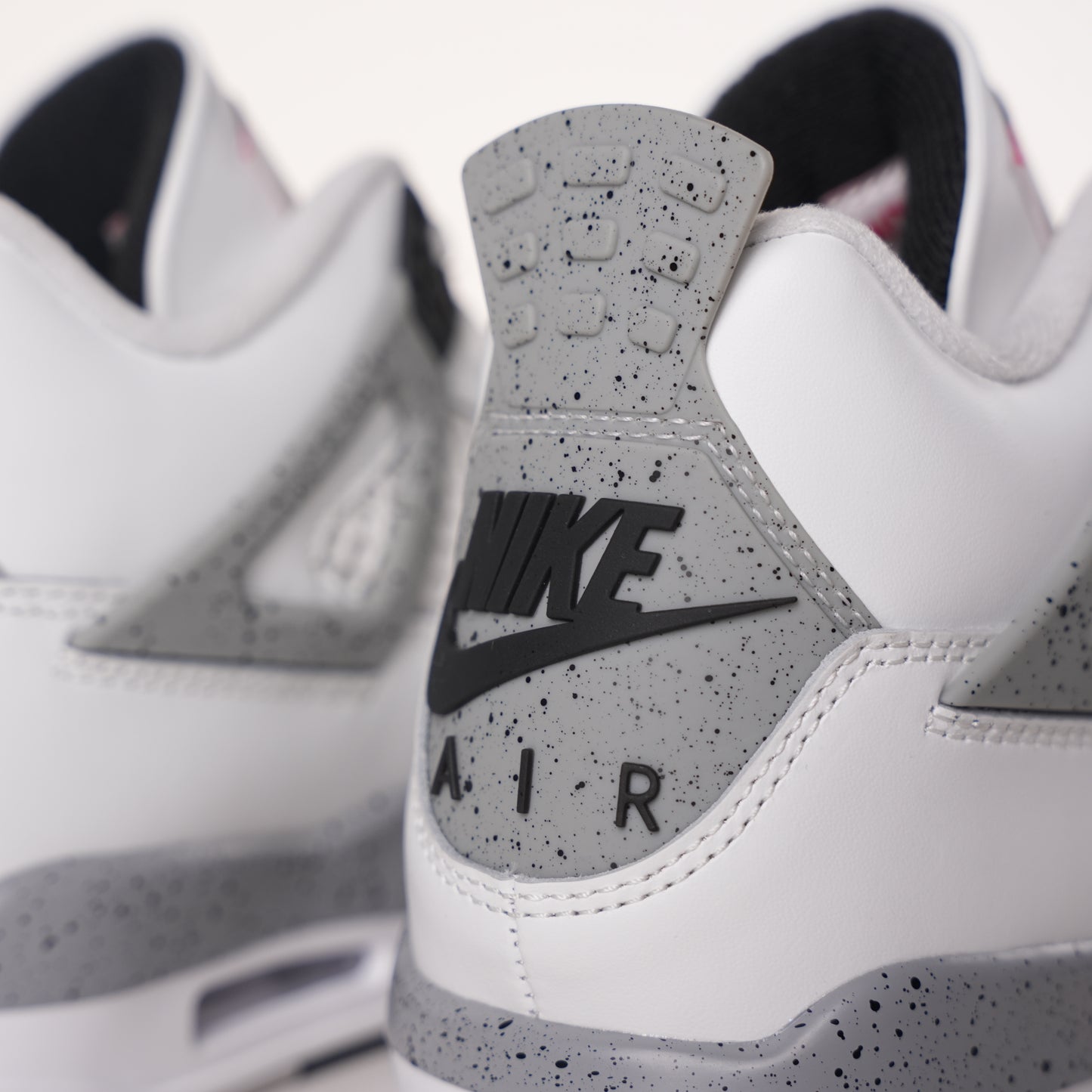 Air Jordan 4 Retro White Cement
