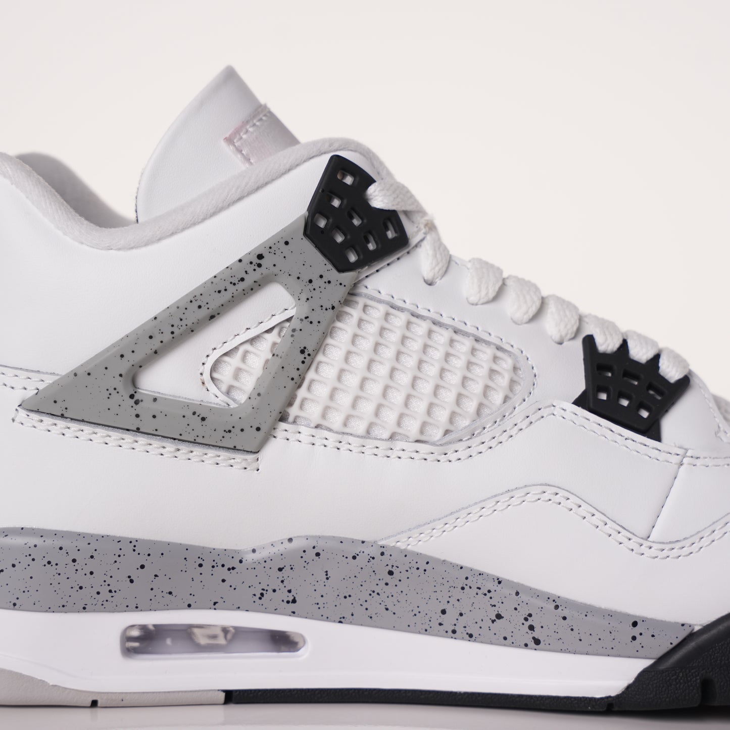 Air Jordan 4 Retro White Cement