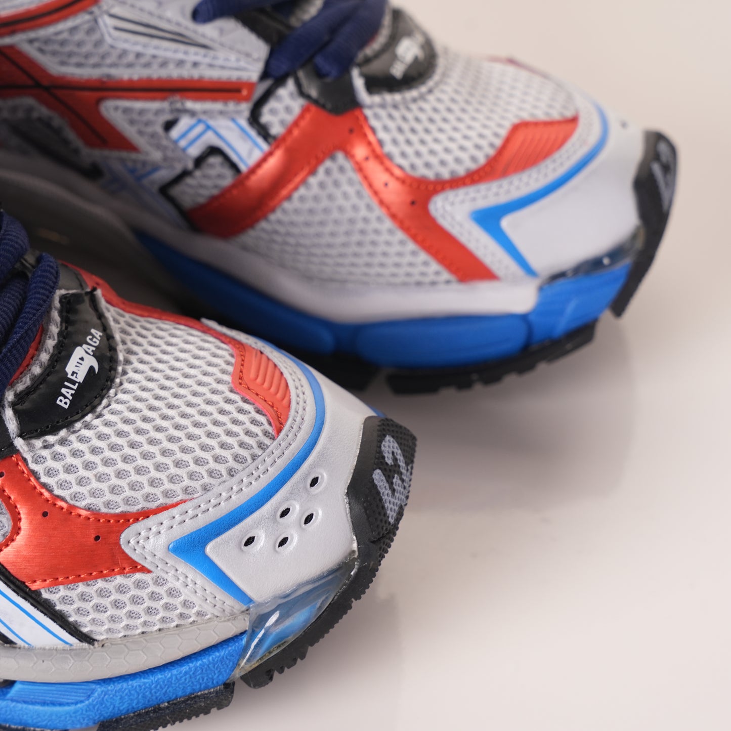 Balenciaga Runner White Blue Orange 677402 W3RB6 1264