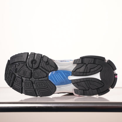Balenciaga Runner Sneaker White Multi 677402 W3RB6 9645