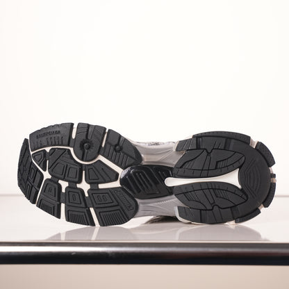 Balenciaga Runner White Purple 677402 W3RB2 5901