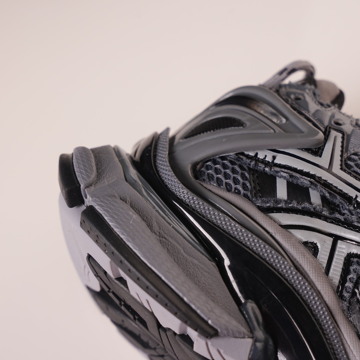 Balenciaga Runner All Black Gray 677402 W3RB2 1515