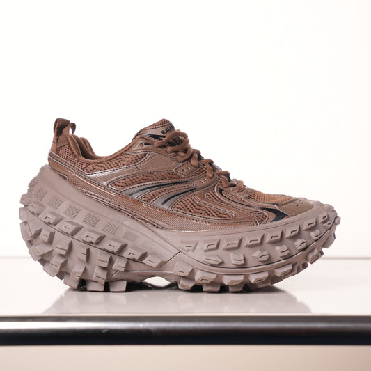 Balenciaga Defender Black Brown 685611 W3RBS 2408