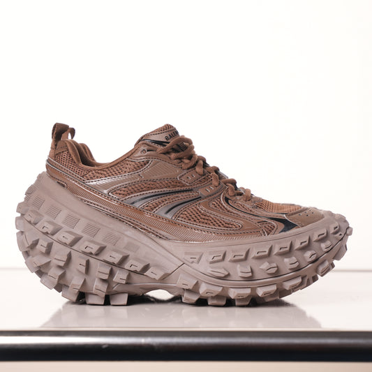 Balenciaga Defender Black Brown 685611 W3RBS 2408