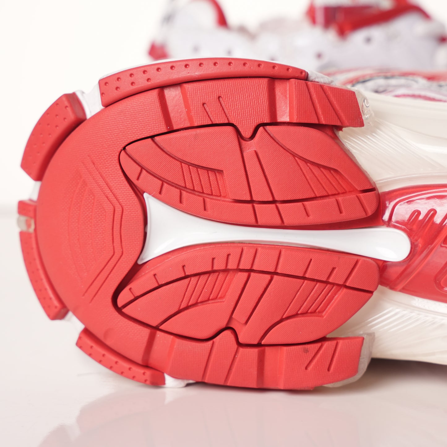 Balenciaga Runner White Red 677402 W3RB2 9060