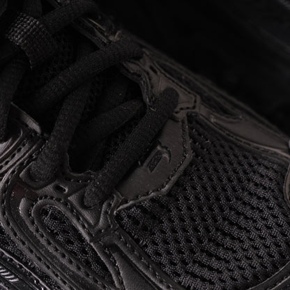 Balenciaga  Defender