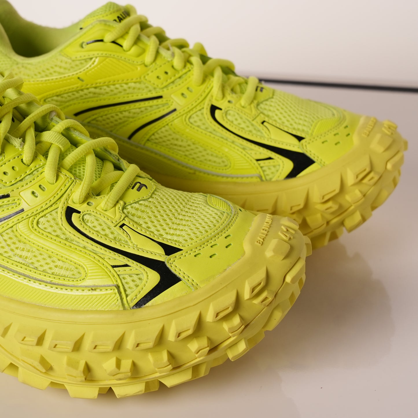 Balenciaga Defender Fluo Yellow