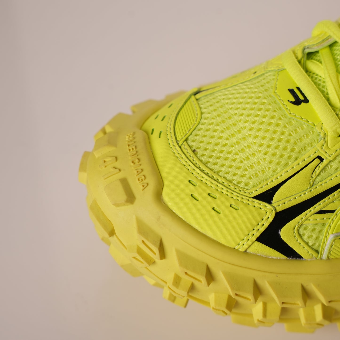 Balenciaga Defender Fluo Yellow