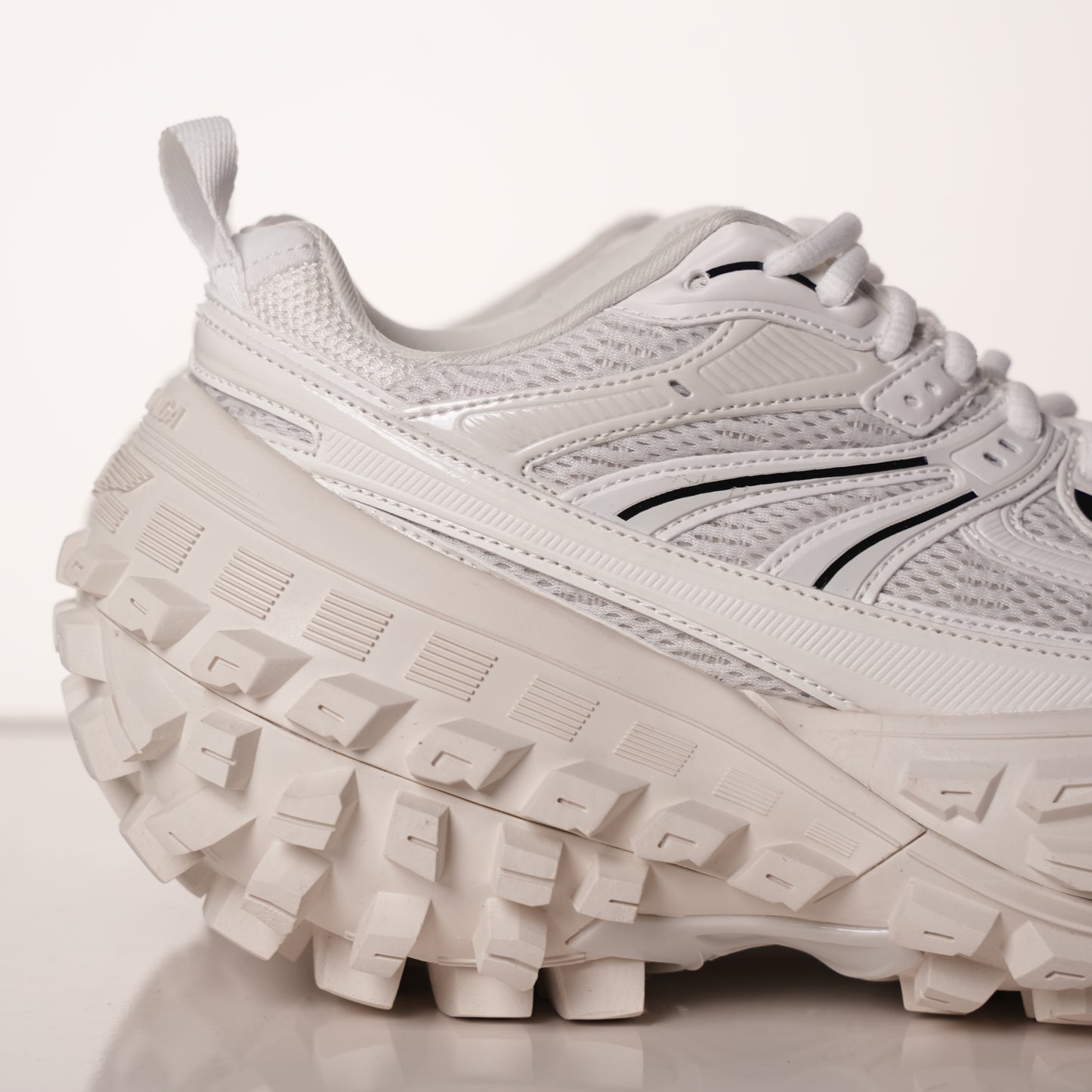 Balenciaga Defender All White 685611 W1RB3 1201