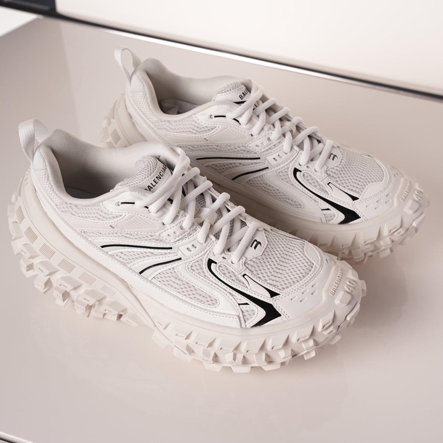 Balenciaga Defender All White 685611 W1RB3 1201