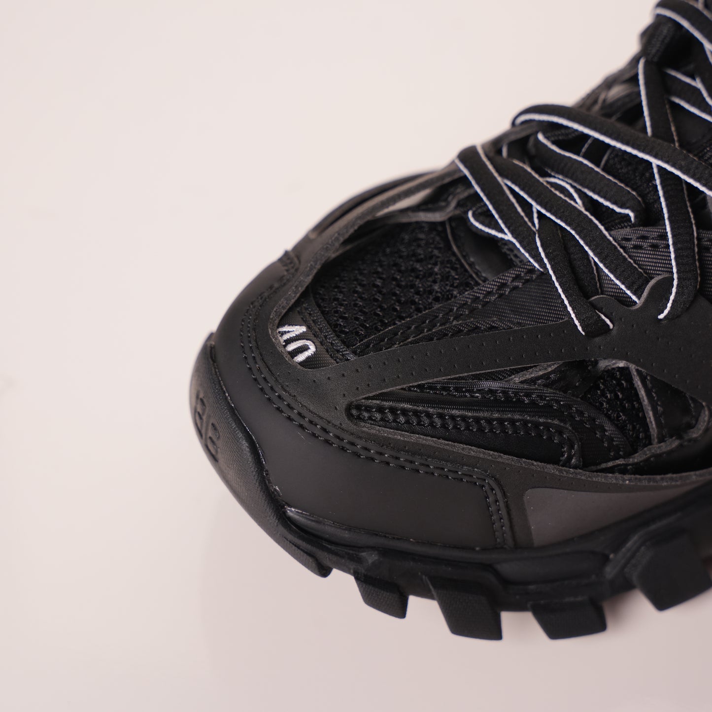 Balenciaga Track Black 555032 W1GB7 1000 (LED)