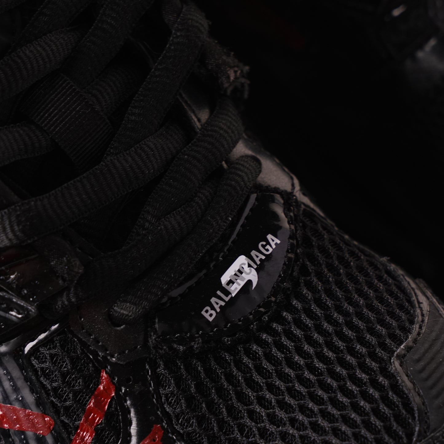 Balenciaga Runner Black And Red Characters 677402 W3RB1 0102