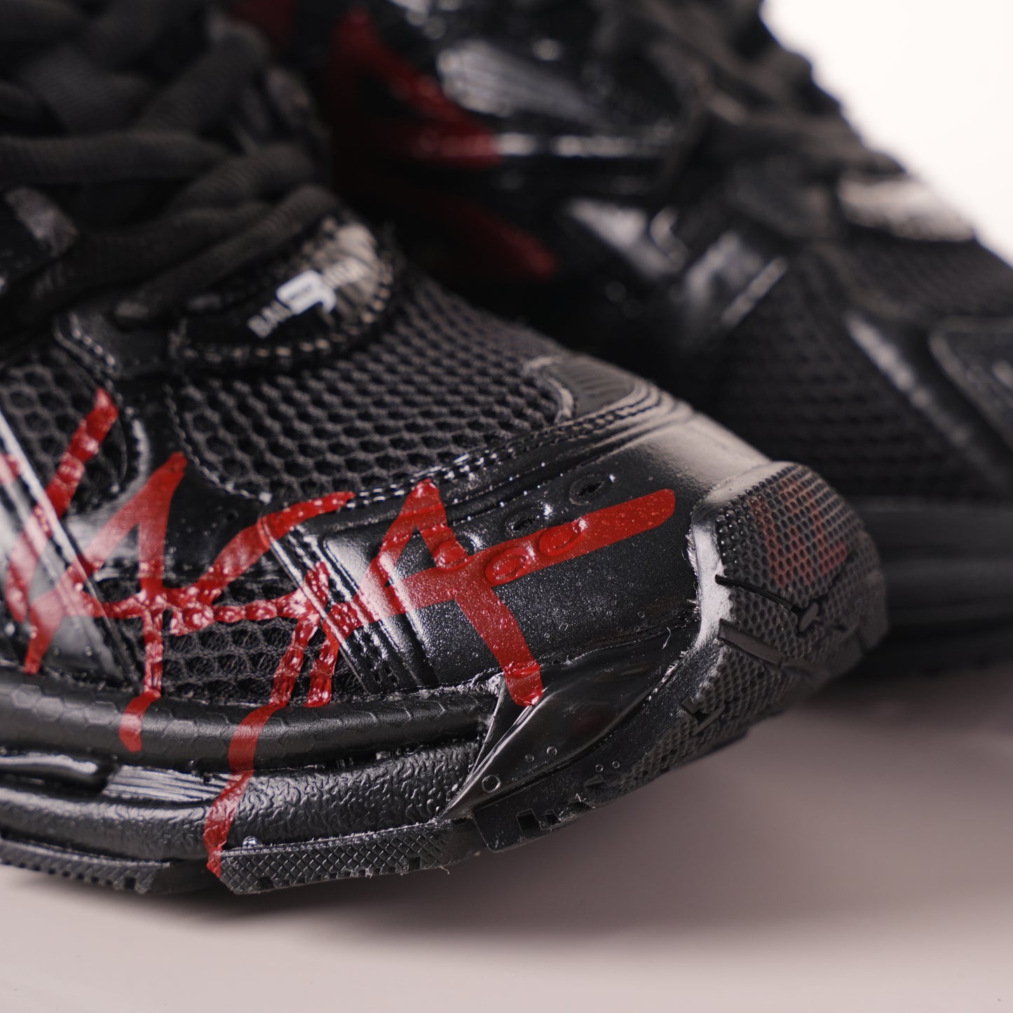 Balenciaga Runner Black And Red Characters 677402 W3RB1 0102