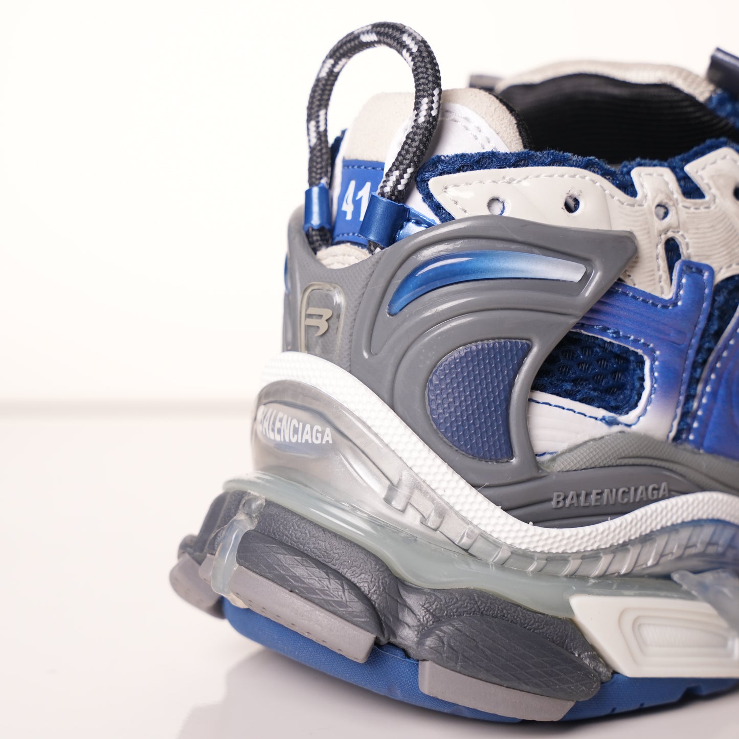 Balenciaga Runner Sneaker 'Gradient - Beige Navy' 772774 WRUNG 2410